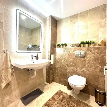 Appartement Moni House *